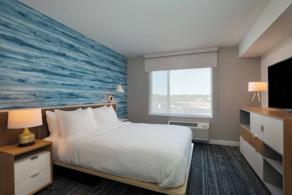 Suite, 1 Bedroom (Mobility Accessible, Tub)