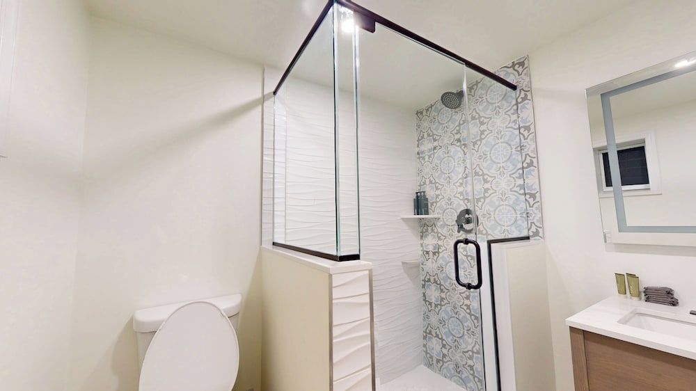 undefined The Atlantic, BW Signature Collection 10