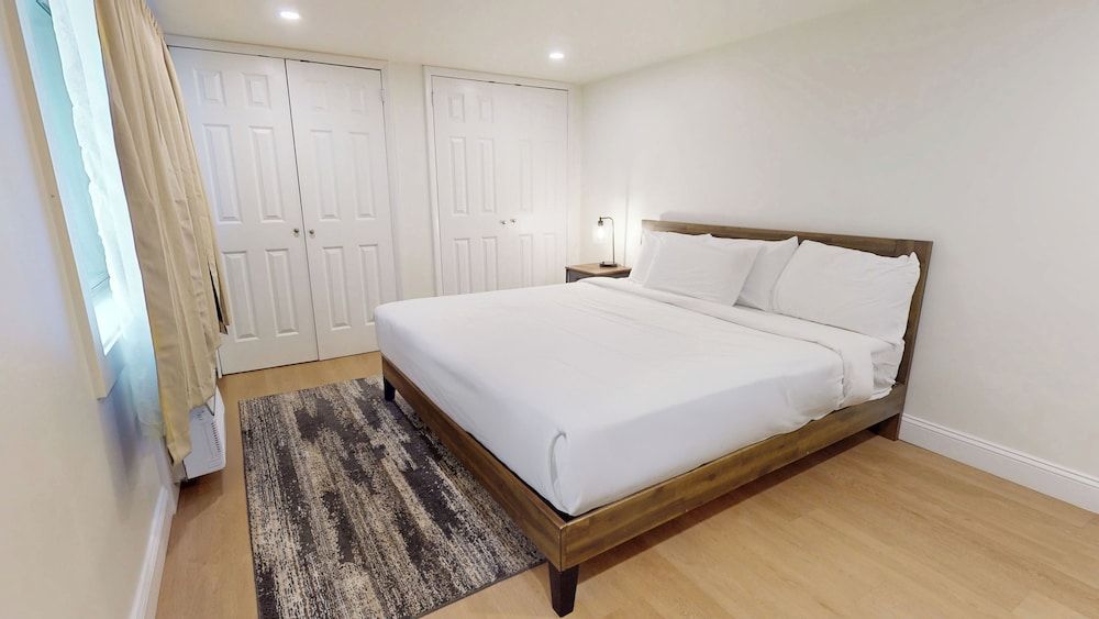 undefined The Atlantic, BW Signature Collection 2