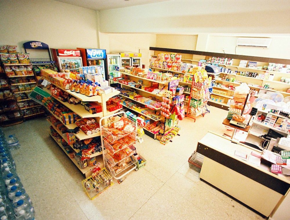 undefined Hilltop Gardens 5