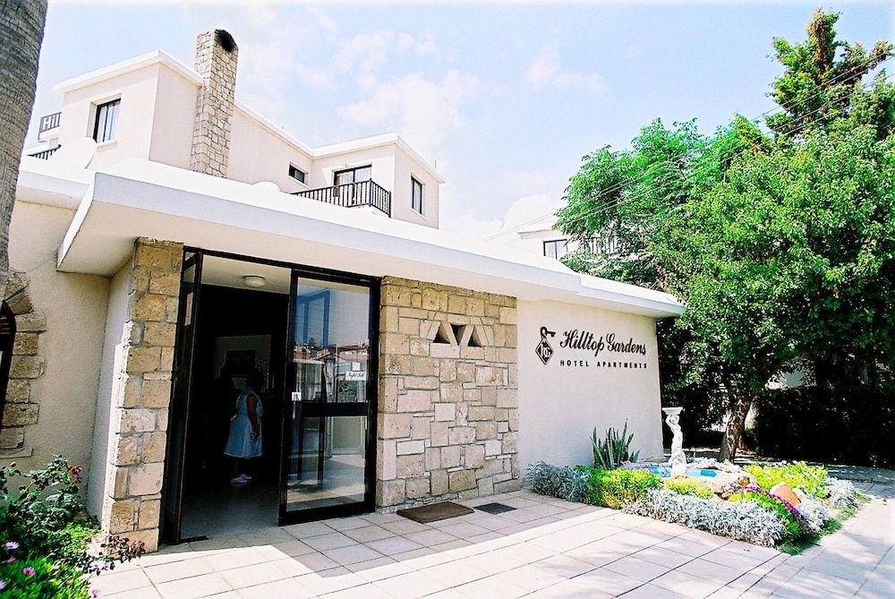 undefined Hilltop Gardens 3