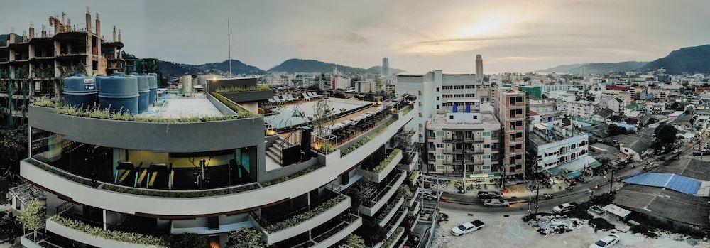 undefined Rak Elegant Hotel Patong 10