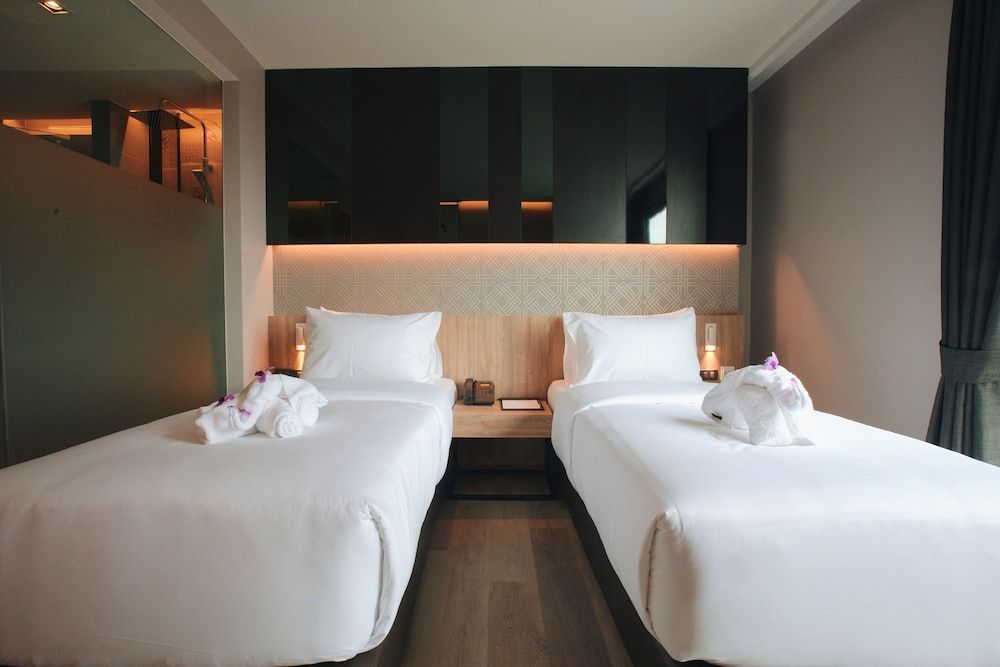 Rak Elegant Hotel Patong Rak Twin Room No Balcony 4