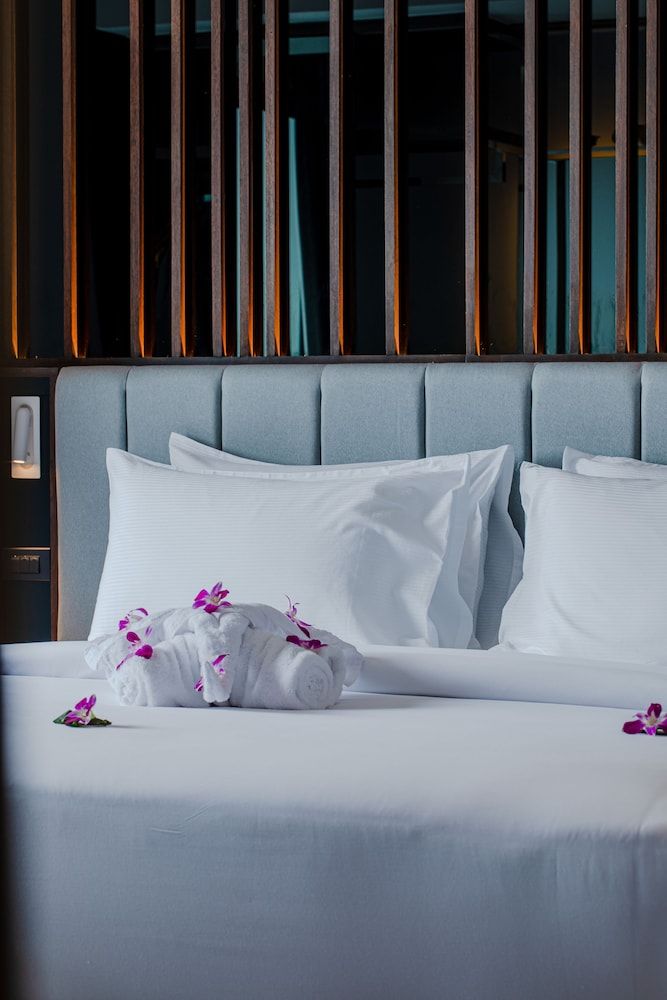 undefined Rak Elegant Hotel Patong