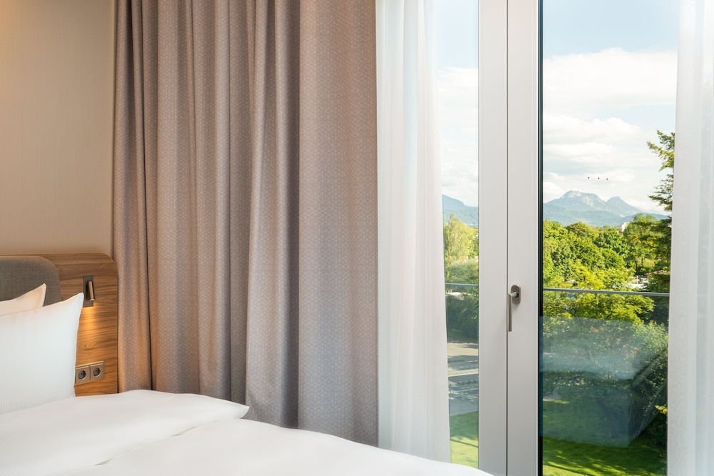Standard Room, 2 Twin Beds, Mountain View