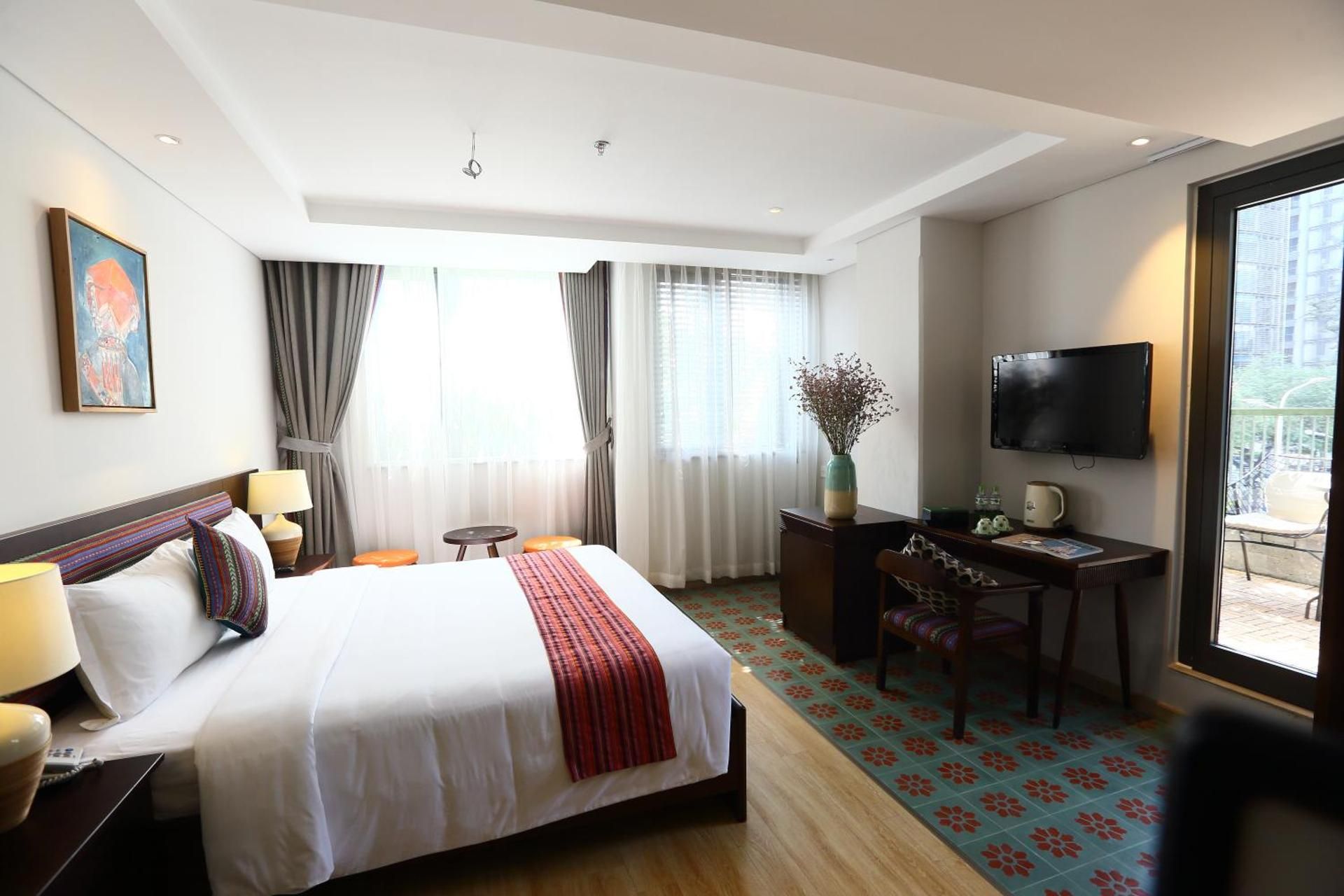 Suite with Balcony