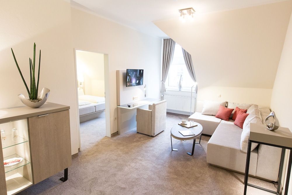 Hermes Hotel Superior Double Room 5