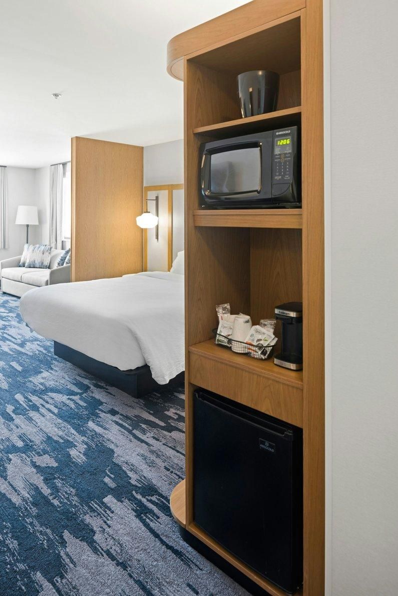 King, Suite, 1 King, Sofa bed