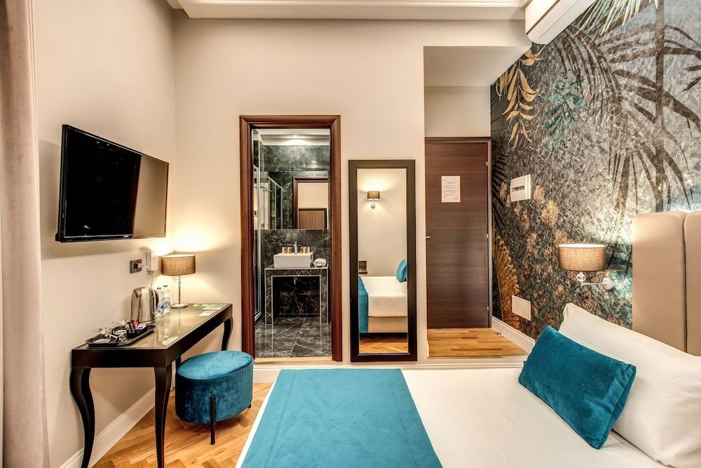 Relais de la Poste Classic Double Room 9