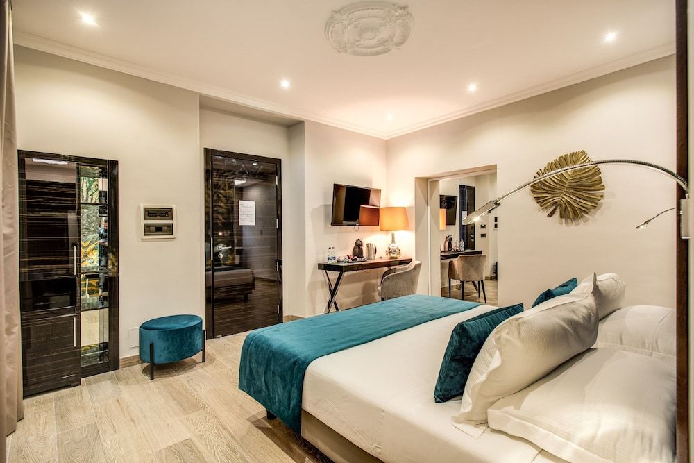 Relais de la Poste Classic Double Room 3