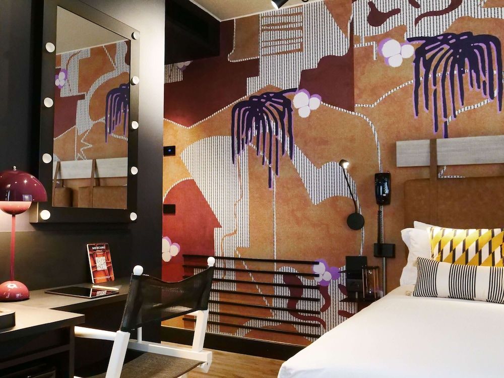 undefined Mercure Roma Cinecittà 9