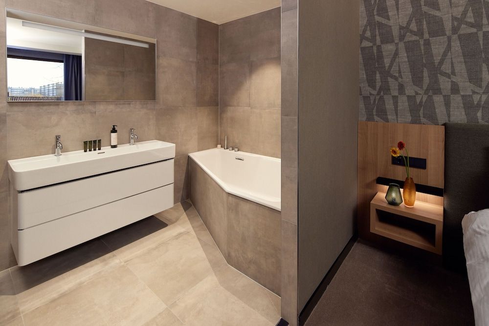 Hotel Gorinchem Superior Double Room, 1 King Bed, Non Smoking 5