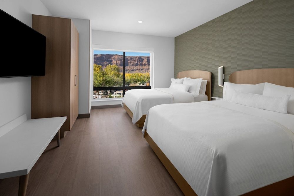 undefined Element Moab 10