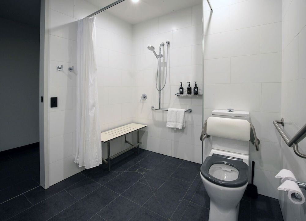 Riverside Accessible Suite