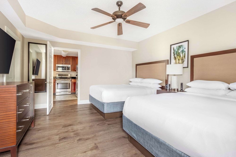 3 Bedroom, 2 King & 2 Queen Oceanfront Suite