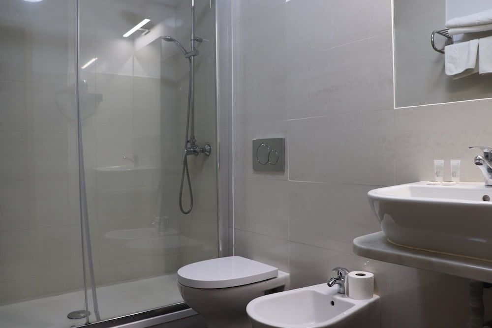 Belém Tejo - Setubalense Double Room, Private Bathroom 43