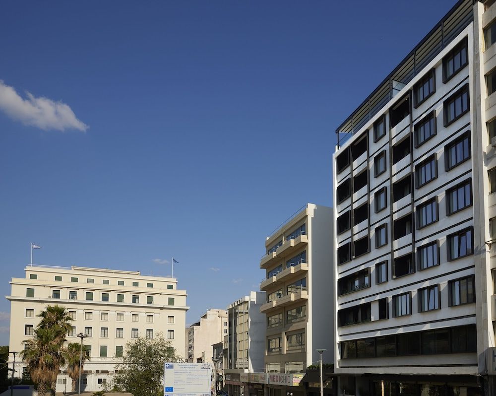 undefined The Port Square Hotel 2