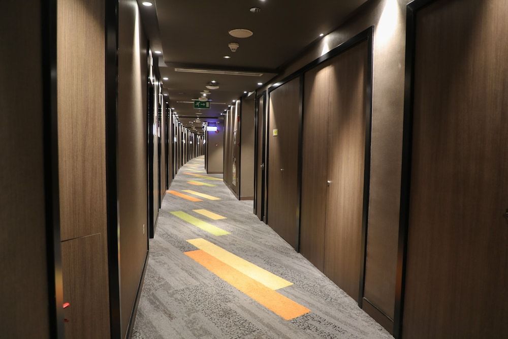 undefined Abu Dhabi Airport Hotel Terminal 1 3