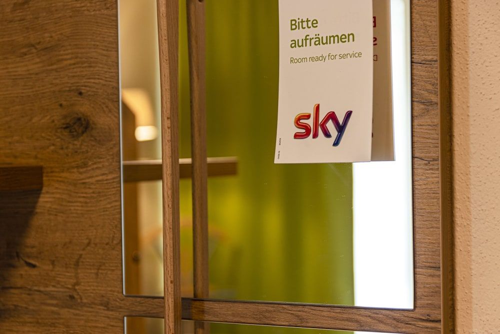 Hotel Garni Günzburg Family Room 3