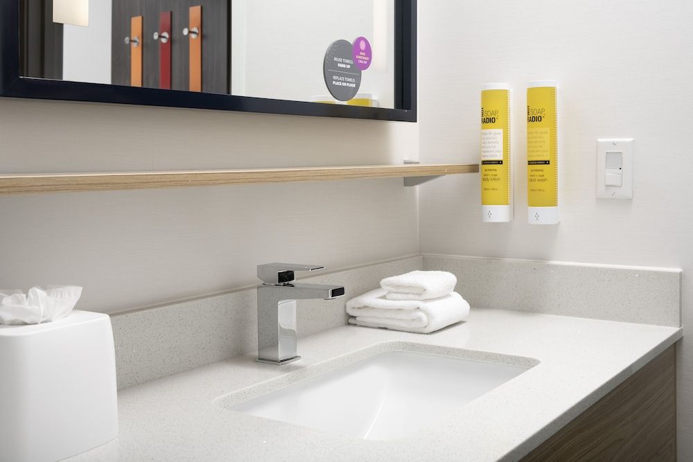 undefined Tru by Hilton Denver Airport Tower Road 8