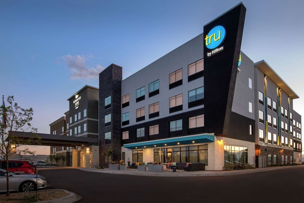 undefined Tru by Hilton Denver Airport Tower Road 4