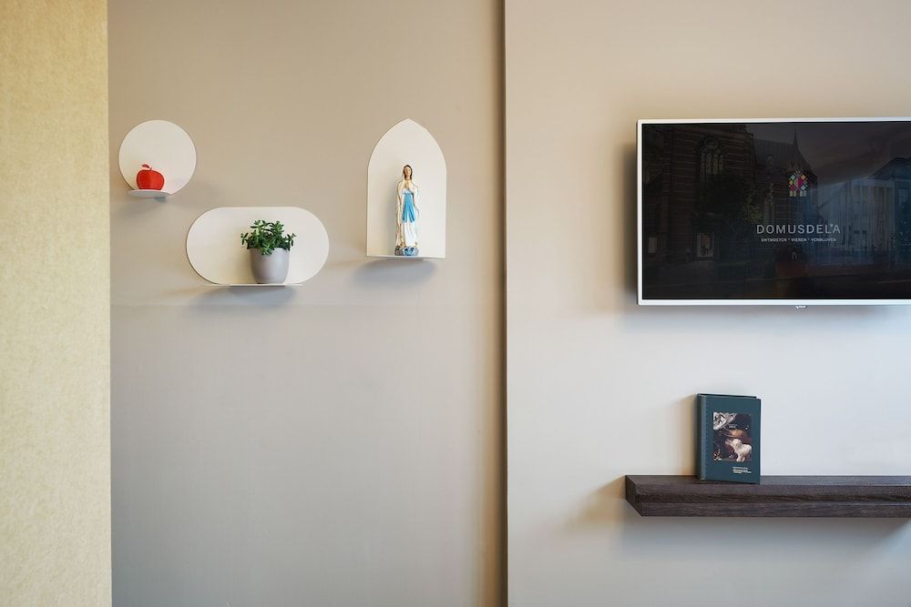 Mariënhage Boutique Hotel Standard Double Room (Monastery Mystery) 8