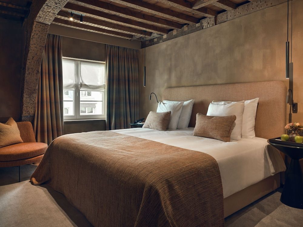 One Bedroom Suite