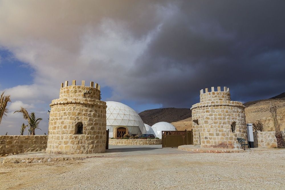 undefined Petra Bubble Luxotel 3