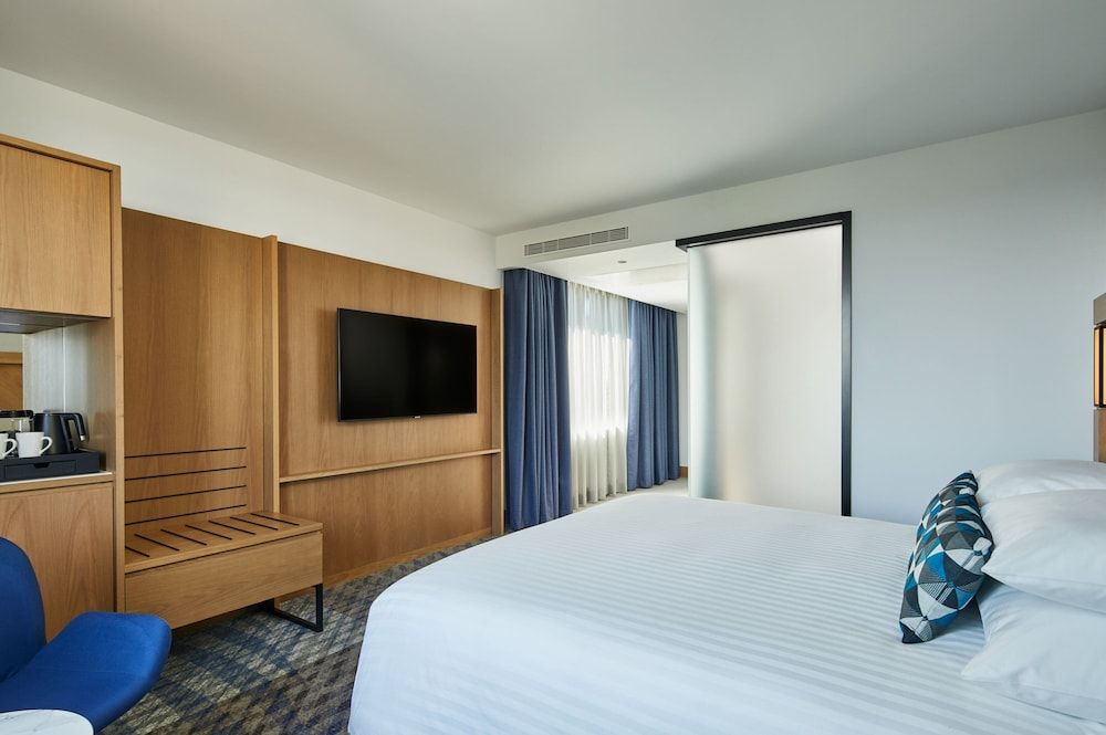 Superior Room, 1 King Bed, Non Smoking