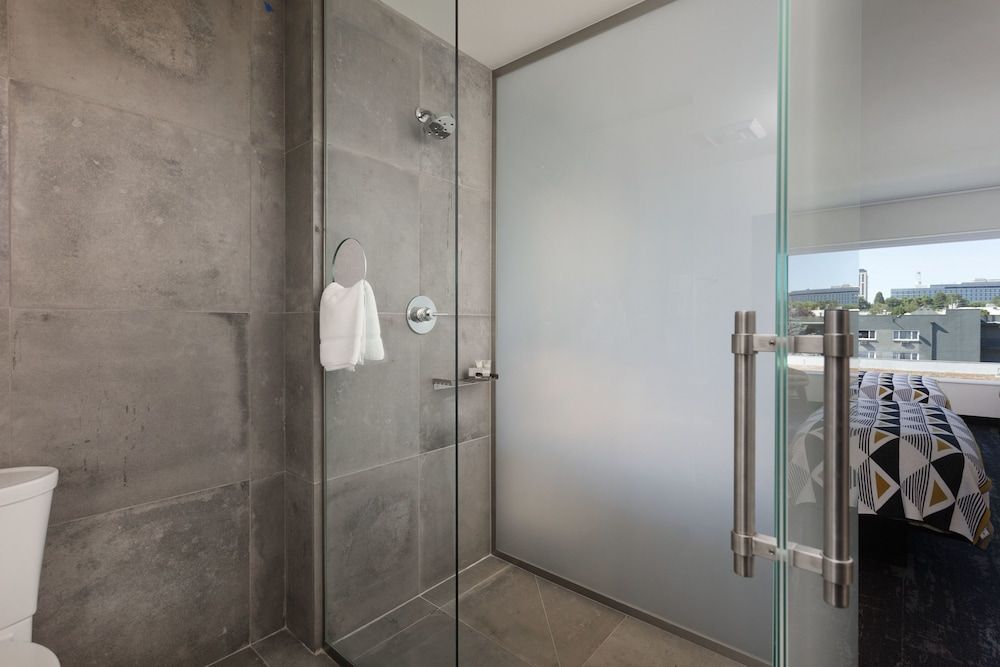 Jupiter NEXT The Next Level X - Superior King Room, West Views 5