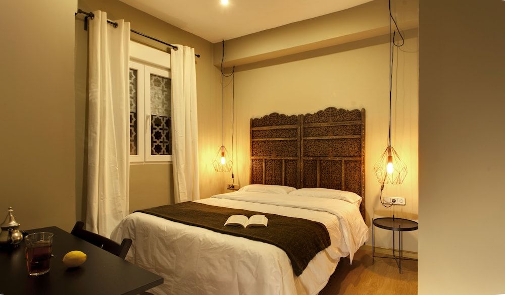 undefined Abracadabra Suites 4