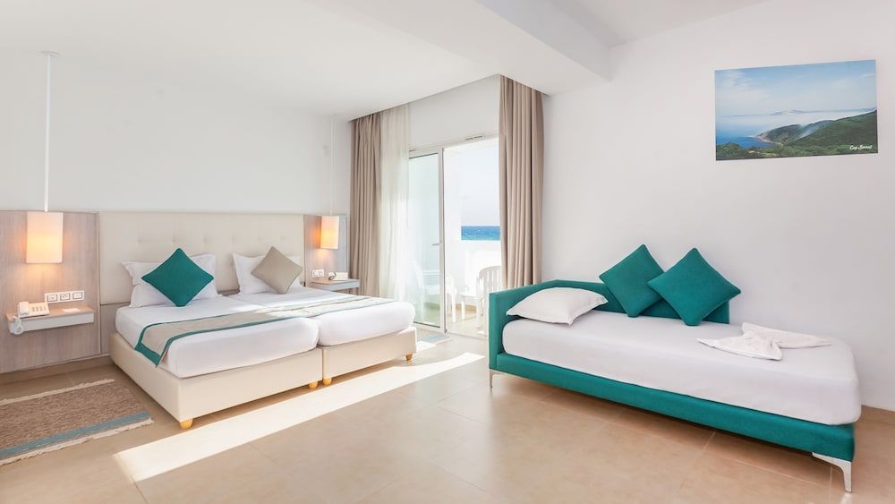 Hotel Nour Congress & Resort Standard Triple Room 3