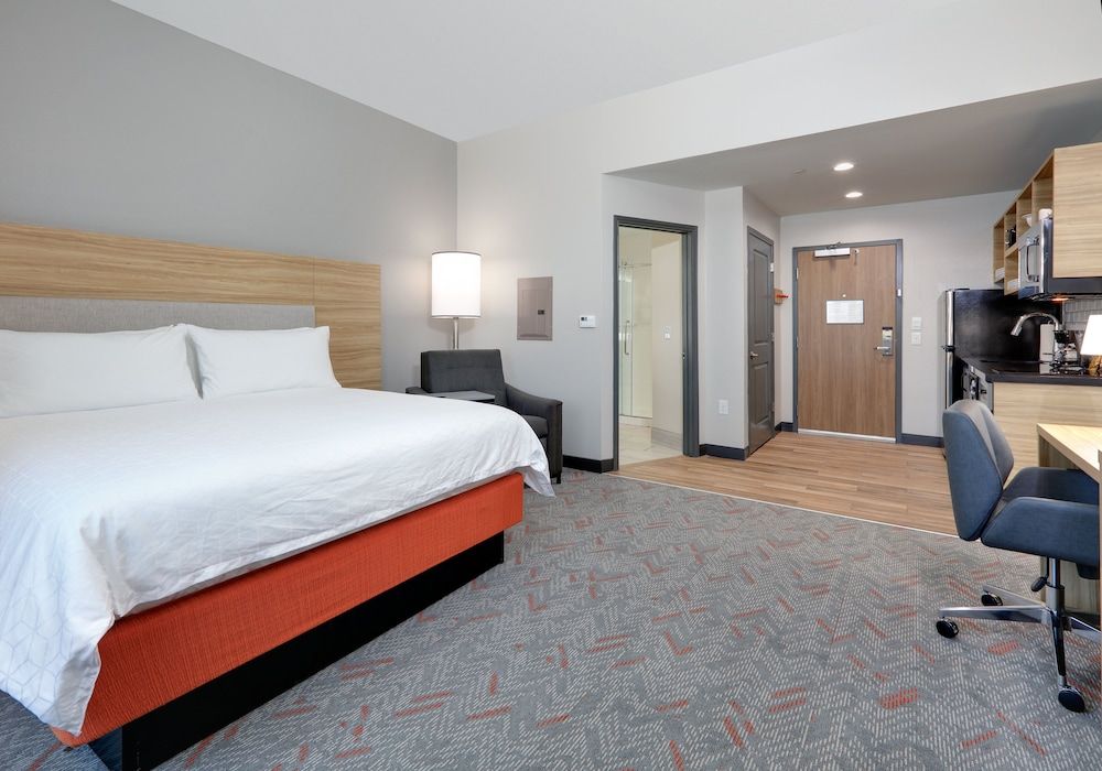 Studio Suite, 1 King Bed