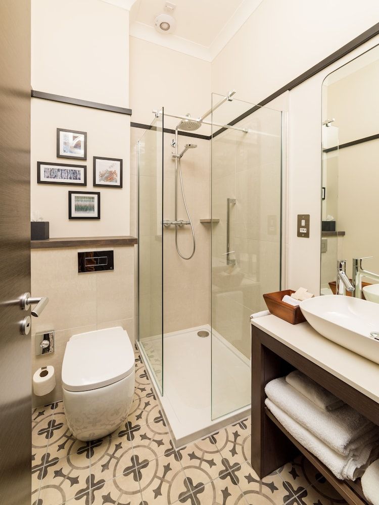 The Marmalade Hotel Superior Double Room 9