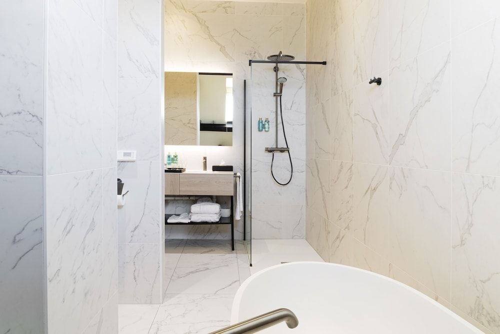 Corsendonk Turnova Suite 2