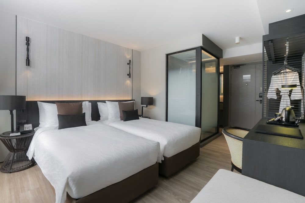 Deluxe Twin Bed