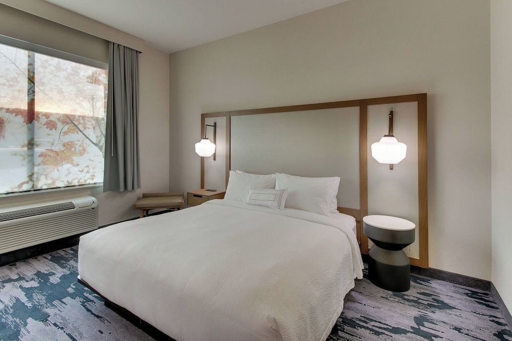 undefined Fairfield Inn & Suites by Marriott Houston Brookhollow 3