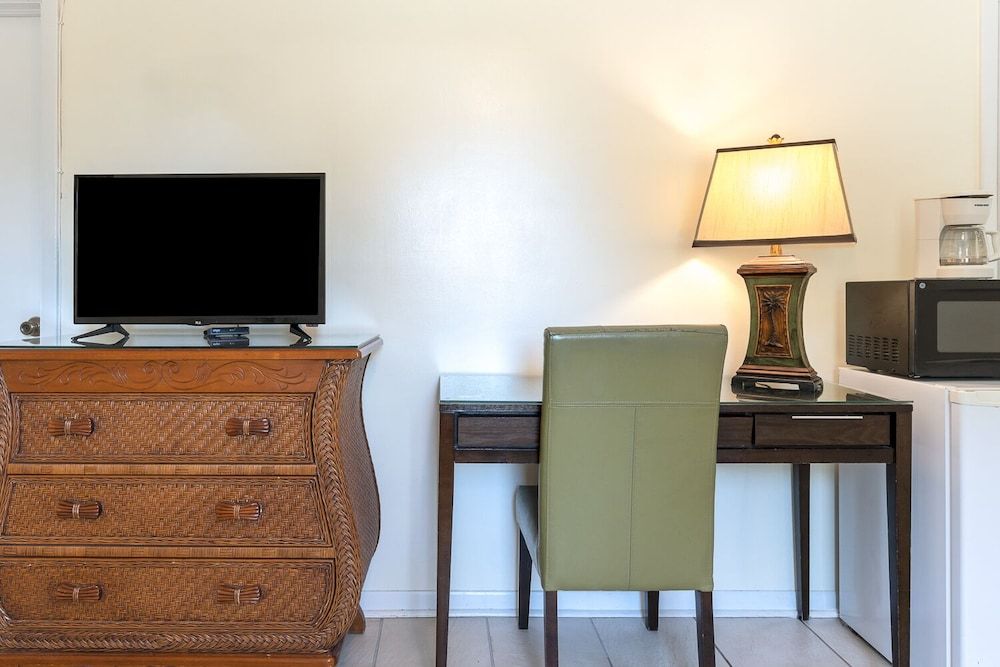 Rock Reef Resort Classic Double Room, 2 Double Beds, City View 2