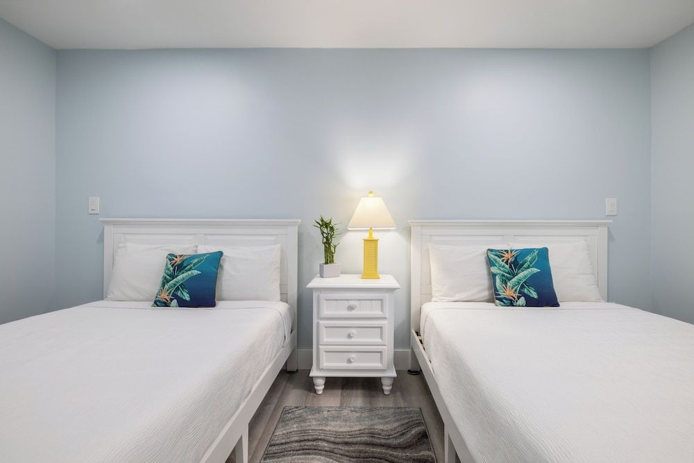 Rock Reef Resort Superior Suite