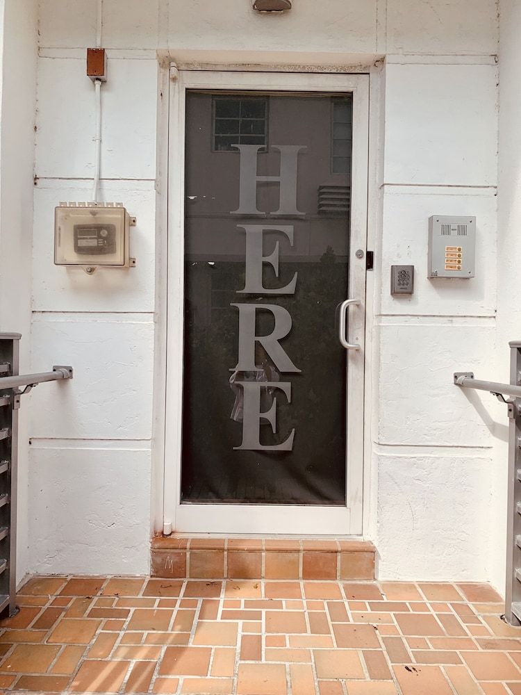 undefined LINCOLN RD-MIAMI BEACH-CHARMING VACATION RENTALS