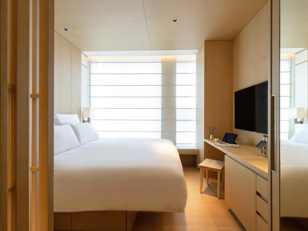 Classic Room, 1 King Bed