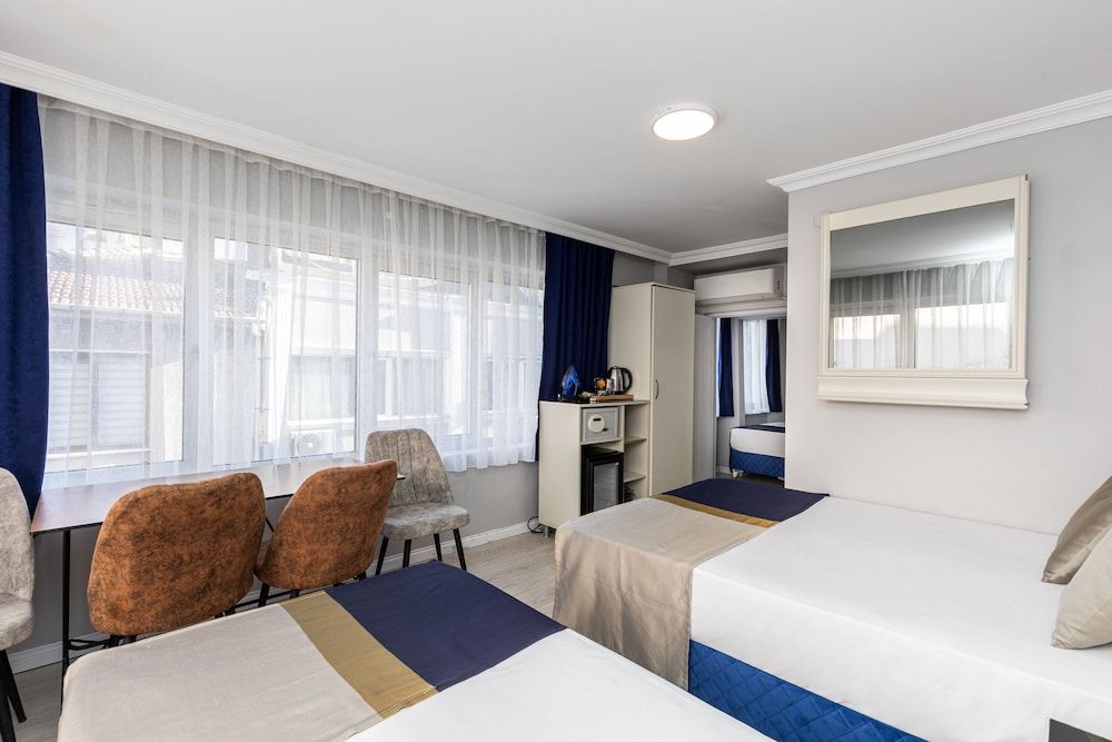 undefined Sirkeci Family Hotel 10