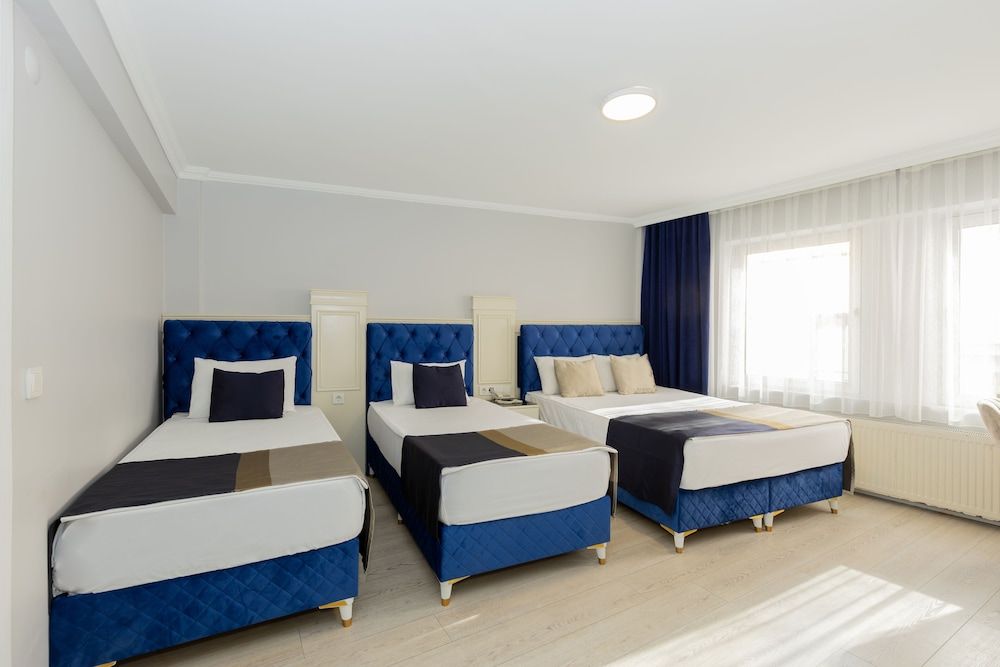 undefined Sirkeci Family Hotel 4