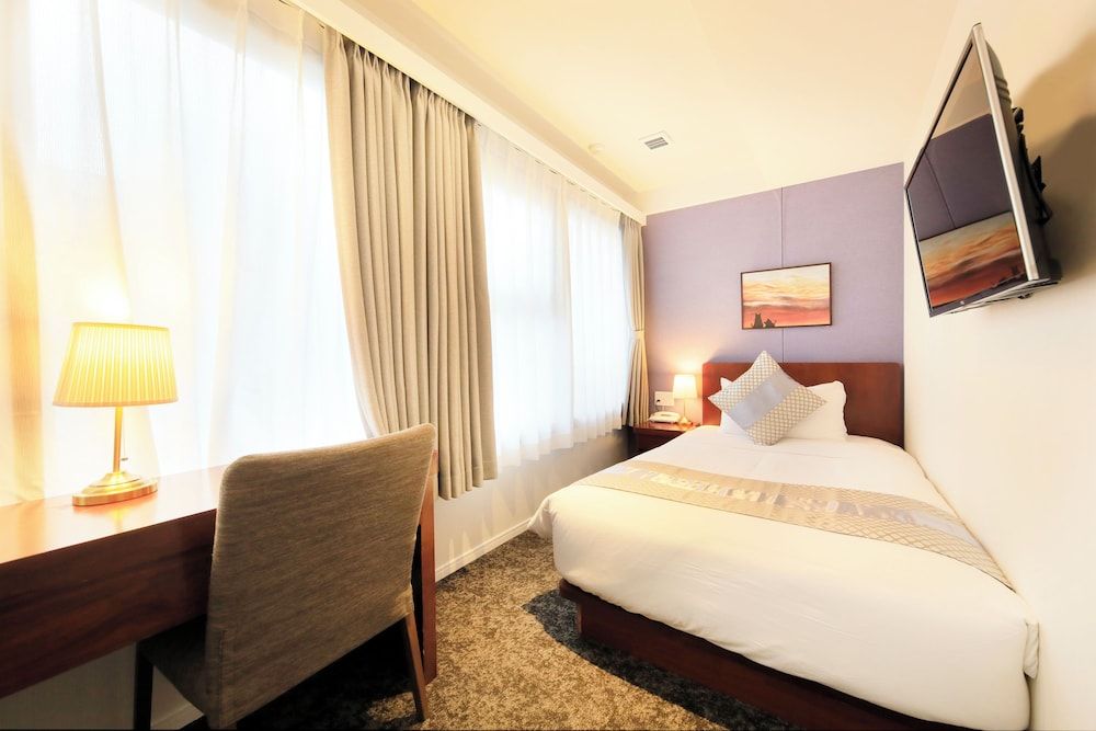 HOTEL Tokyo Trip Ueno Nishi Nippori Semi-Double Room, Non Smoking 3