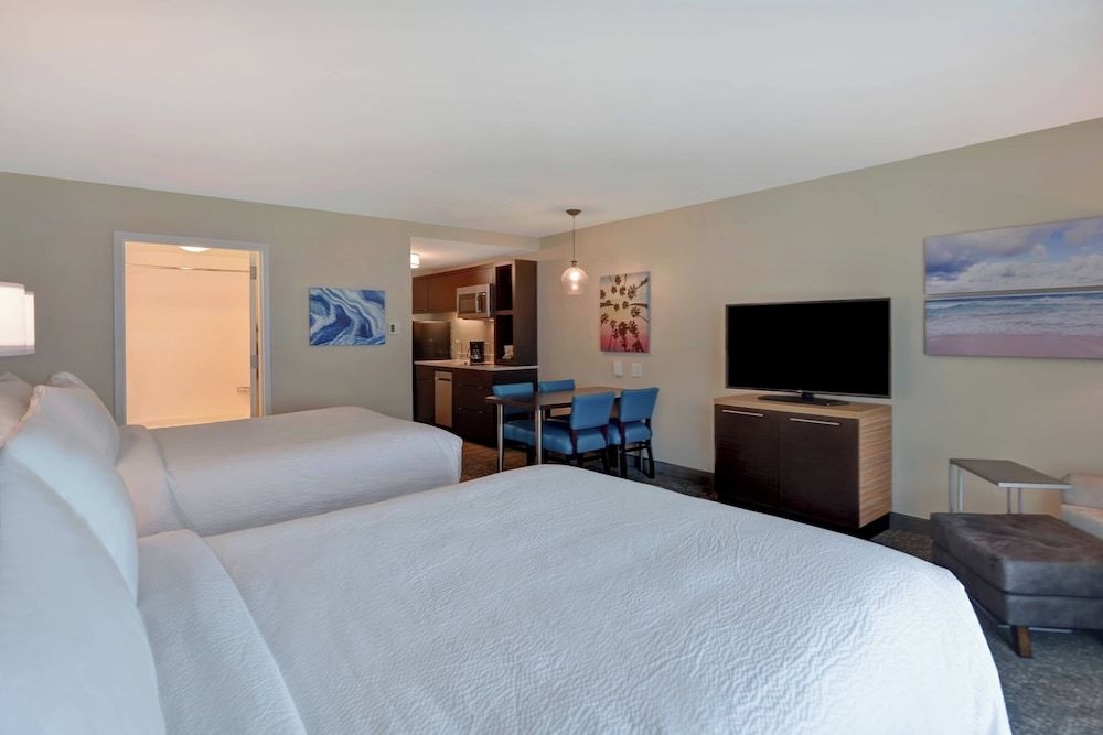 Studio, 2 Queen Beds, Non Smoking (Hearing Accessible)