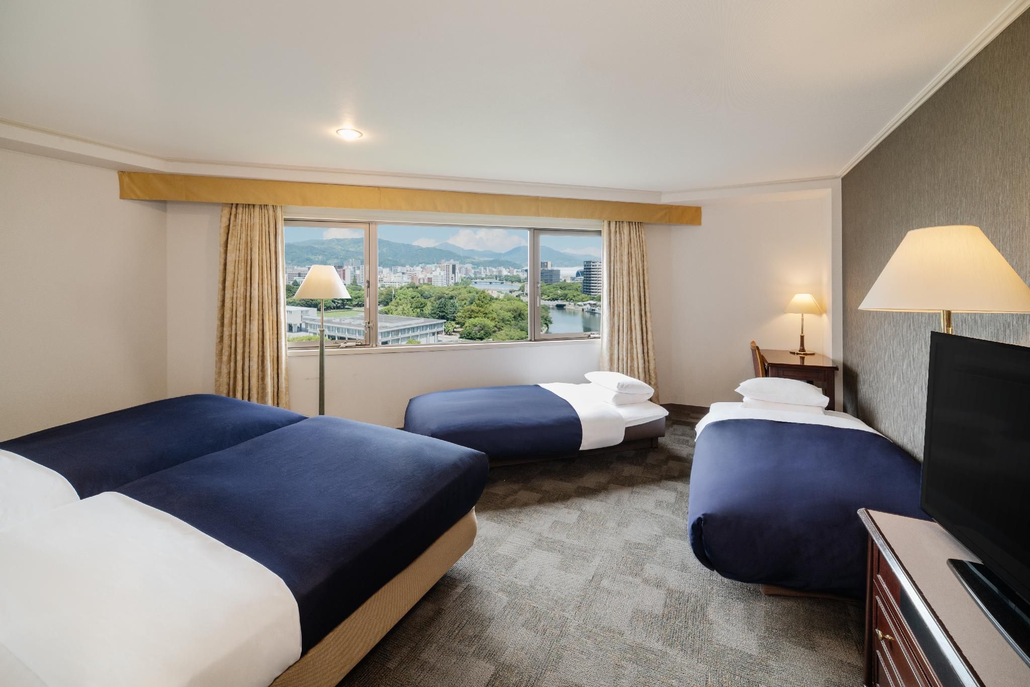 Eco Plan, Deluxe Park View Quad Room for 4 People - Non-Smoking, Housekeeping Needs Additional Cost