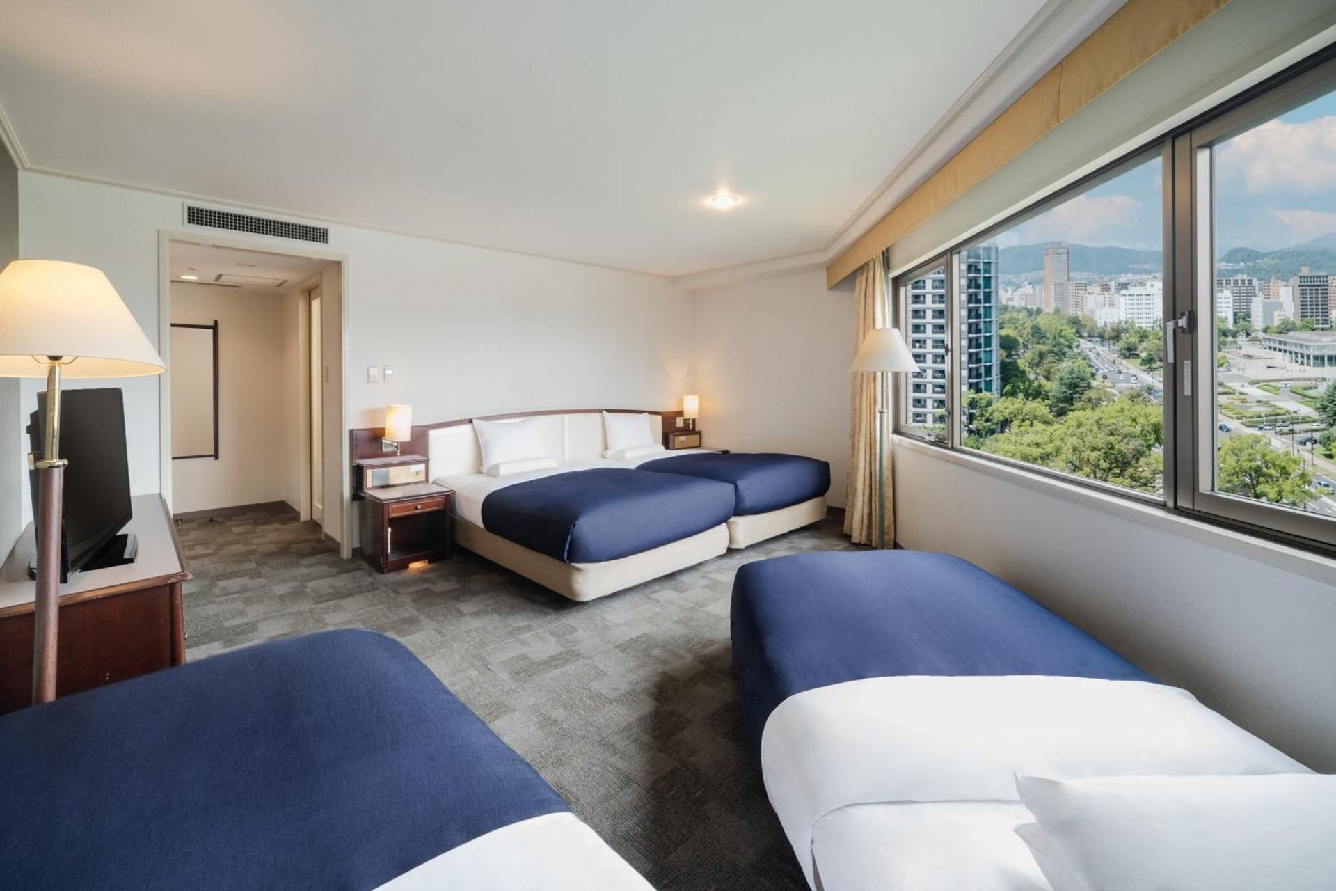 Deluxe Park View Quadruple Room - Non-Smoking