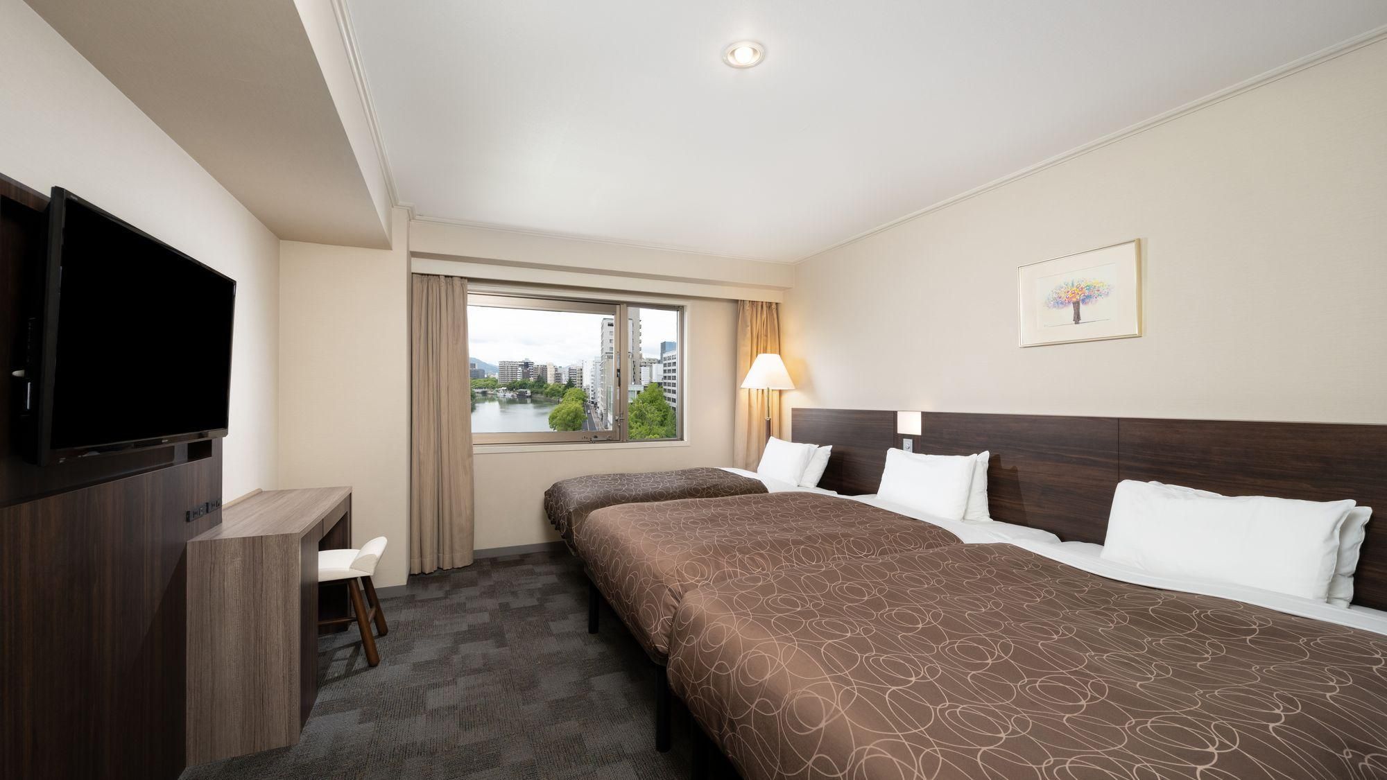 Standard Twin with Extra Bed