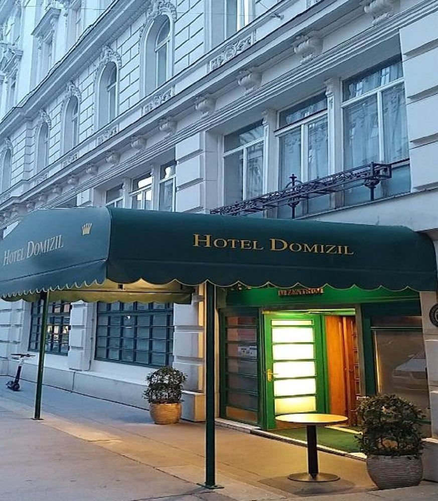 undefined Domizil 4