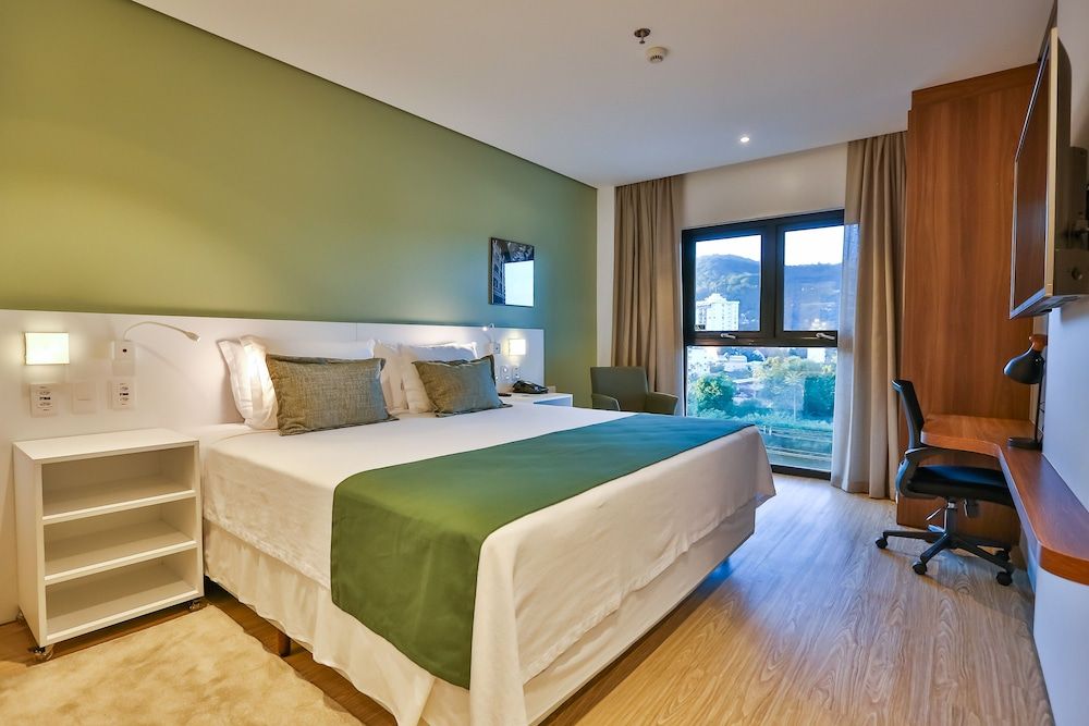 Superior Room, 1 King Bed